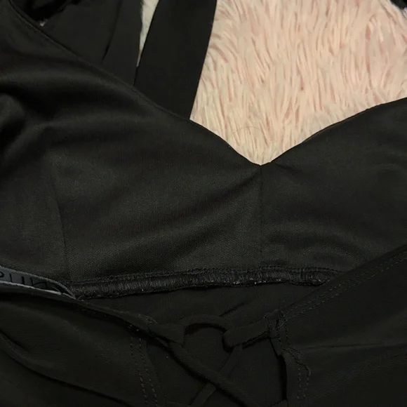 Venus midi halter tie dress - Picture 8 of 9